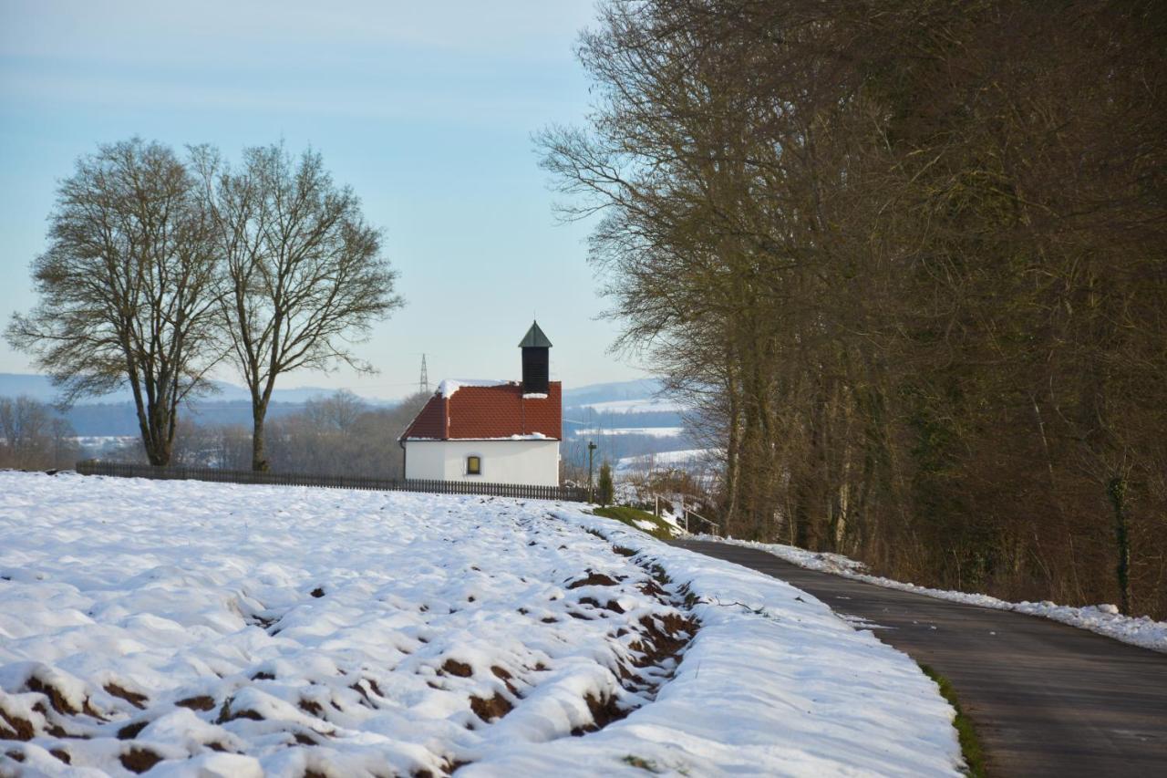 Landgasthof Falken Huttlingen Exteriör bild
